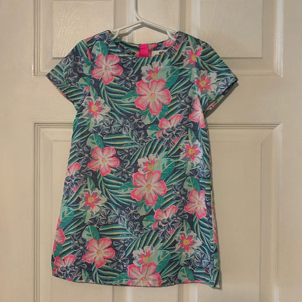 Vineyard vines 4T shift dress. Pink, blue, and green. Adorable on a little girl!